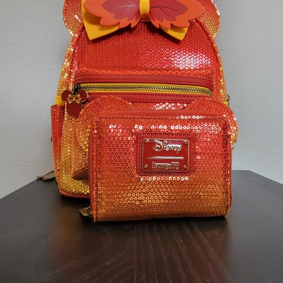 Loungefly Disney Fall Sequin Minnie Mouse Ombre Mini Backpack and wallet - Picture 7 of 9